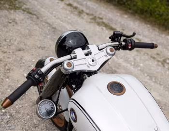 BMW R 18 "Il Leone Edition" by Greg Mansell & Custom Bike Steve '2020