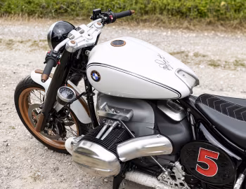 BMW R 18 "Il Leone Edition" by Greg Mansell & Custom Bike Steve '2020