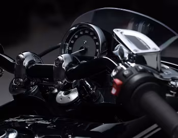 Torpedo BMW R 18 "Spirit of Passion" by Kingston Custom '01.2021
