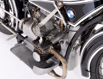 Пад капотам BMW R 32 '1923–26