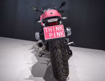BMW R nineT Racer voor Think Pink [Netherlands] '06.2022