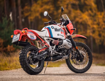 BMW R nineT Scrambler "Gaston Rahier Tribute" [Czech] (K23) '2022–23