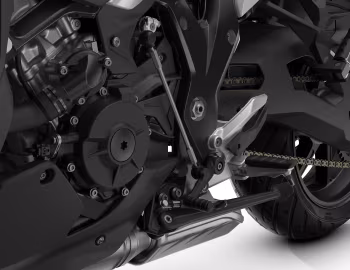 Bajo el capó BMW S 1000 XR '2023–pr.