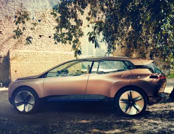 BMW Vision iNEXT '09.2018