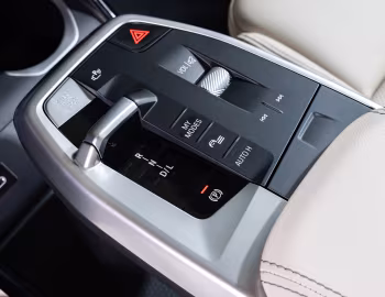 Інтэр'ер BMW X1 sDrive18d xLine [Worldwide] (U11) '10.2022–н.ч.