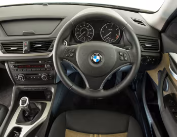 Panel frontal BMW X1 sDrive20d [UK-spec] (E84) '2009–12