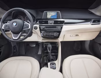 Panel frontal BMW X1 sDrive20i xLine [Latam] (F48) '2016–19