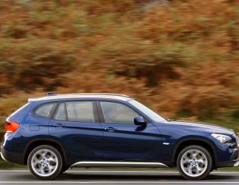 BMW X1 xDrive20d [UK-spec] (E84) '2009–12