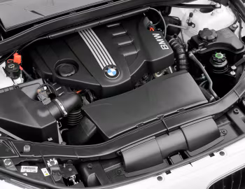 Bajo el capó BMW X1 xDrive20d [Worldwide] (E84) '2009–12