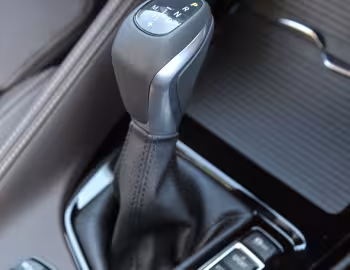 Intérieur BMW X1 xDrive25d xLine [UK-spec] (F48) '2015–19