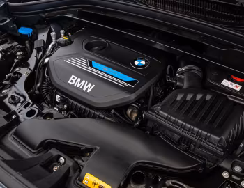 Bajo el capó BMW X1 xDrive25e xLine [Worldwide] (F48) '2019–22