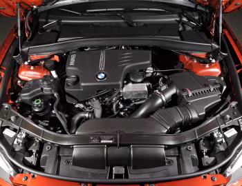 Bajo el capó BMW X1 xDrive28i (E84) '2011–12