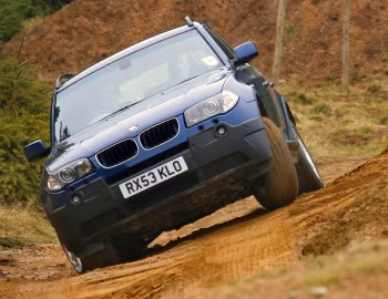 BMW X3 2.5i [UK-spec] (E83) '2003–06