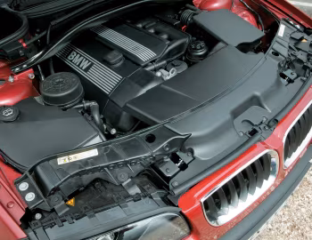 Bajo el capó BMW X3 3.0i AT [Worldwide] (E83) '2003–06