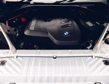 Bajo el capó BMW X3 30e xDrive M Sport [Ireland] (G45) '2025–pr.