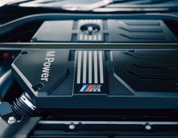 Bajo el capó BMW X4 M Competition [Japan] (F98) '2022–25