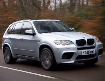 BMW X5 M [UK-spec] (E70) '09.2009–06.2013
