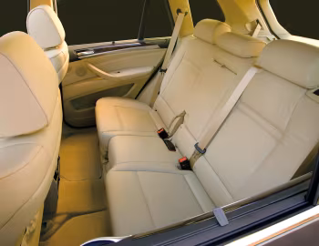 Інтэр'ер 2008–10 BMW X5 4.8i [North America] (E70) '2007–10