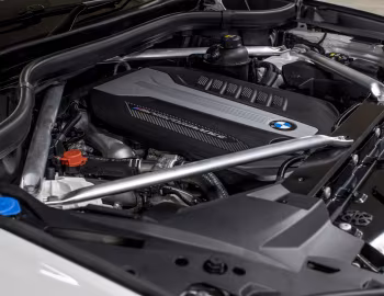 Bajo el capó BMW X5 M50d [Australia] (G05) '2018–23