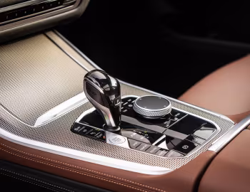 Intérieur 2020–23 BMW X5 M50i [North America] (G05) '2019–23