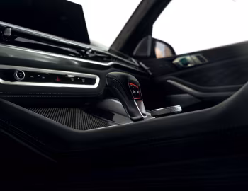 Interior BMW X5 M Competition [China] (F95) '2023–pr.