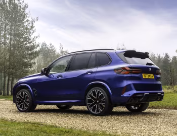 BMW X5 M Competition [UK-spec] (F95) '2023–pr.