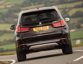 BMW X5 xDrive30d [UK-spec] (F15) '2014–18