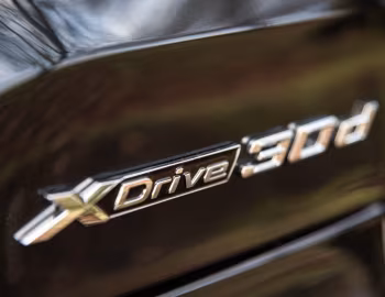 BMW X5 xDrive30d M Sport [UK-spec] (G05) '2018–23