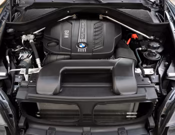 Bajo el capó BMW X5 xDrive40d AT [Worldwide] (E70) '2010–13