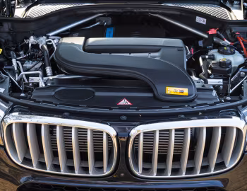 Bajo el capó BMW X5 xDrive40e M Sport [Australia] (F15) '2016–18