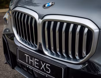 BMW X5 xDrive40i M Sport [Malaysia] (G05) '2025–pr.