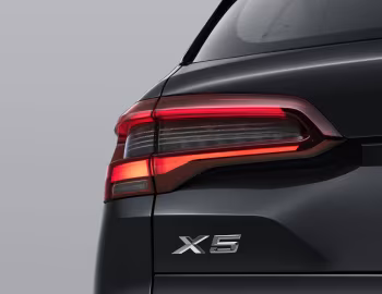 BMW X5 xDrive40Li M Sport [China] (G18) '2022–23