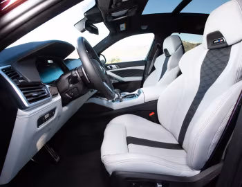 Interior 2021–23 BMW X6 M Competition [North America] (F96) '2020–23