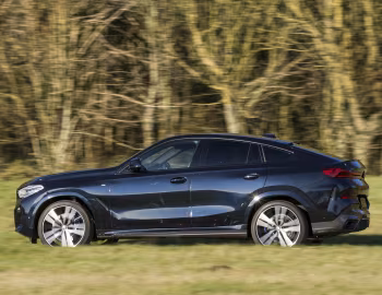 BMW X6 xDrive40i M Sport [UK-spec] (G06) '2019–23