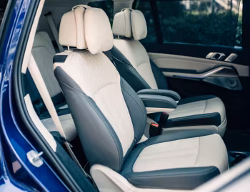 Interior BMW X7 xDrive40d [Japan] (G07) '2022–pr.