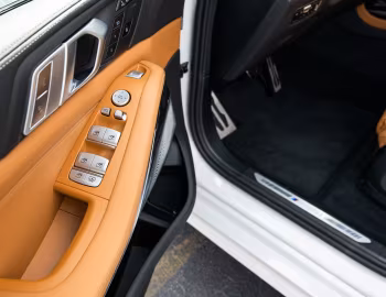 Intérieur 2020–22 BMW X7 M50i [North America] (G07) '2019–22