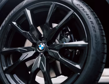 BMW X7 M60i xDrive [Japan] (G07) '2023–pr.