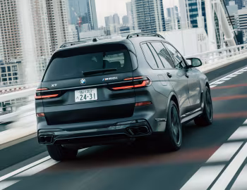 BMW X7 M60i xDrive [Japan] (G07) '2023–pr.