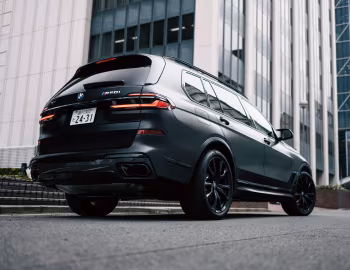 BMW X7 M60i xDrive [Japan] (G07) '2023–pr.