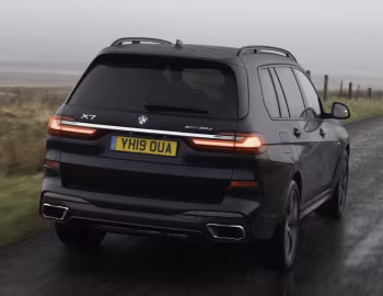 BMW X7 xDrive30d M Sport [UK-spec] (G07) '2019–22
