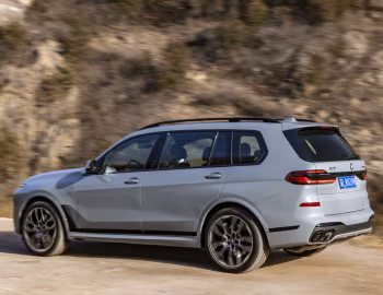 BMW X7 xDrive40i M Sport [China] (G07) '2022–н.в.