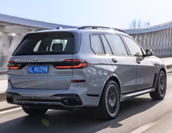 BMW X7 xDrive40i M Sport [China] (G07) '2022–pr.