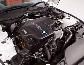 Under The Hood BMW Z4 sDrive20i Roadster M Sport Package [UK-spec] (E89) '09.2011–12