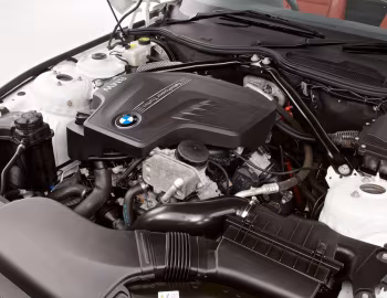 Under The Hood BMW Z4 sDrive20i Roadster M Sport Package [UK-spec] (E89) '09.2011–12