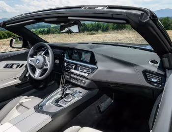 Интерьер BMW Z4 M40i [Worldwide] (G29) '2022–н.в.
