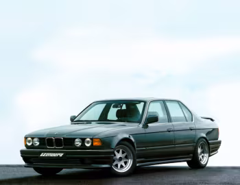 Zender BMW 7 Series (E32)