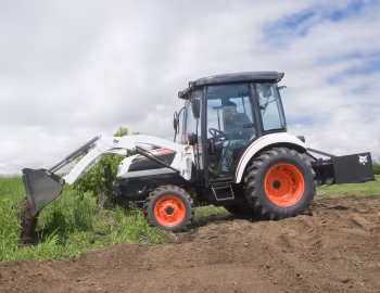 Bobcat CT335 Cab '2008–13