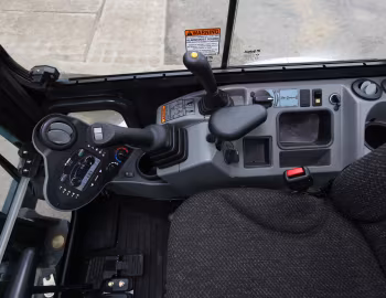 Інтер'єр Bobcat E25 Cab '2013–17