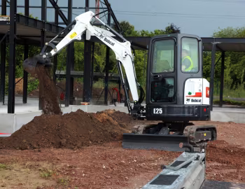 Bobcat E25 Cab '2013–17