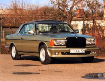 Mercedes-Benz E-Klasse Coupe by Bohr-Tuning (C123)